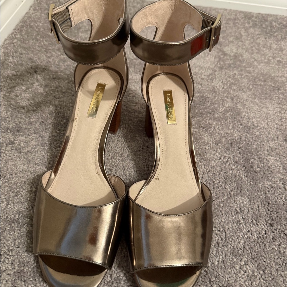 Louise et Cie Metallic Leather Ankle Strap Heels Sandals Size 9M/39